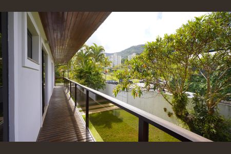 Casa para alugar com 460m², 5 quartos e 2 vagasQuarto 2 - Varanda