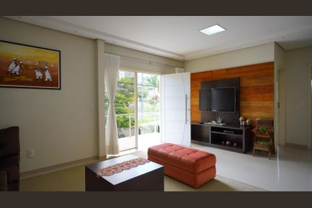 Casa para alugar com 460m², 5 quartos e 2 vagasSala