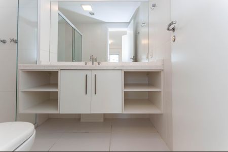 Apartamento à venda com 79m², 2 quartos e 1 vagaBanheiro da Suíte