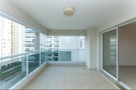 Apartamento à venda com 79m², 2 quartos e 1 vagaVaranda