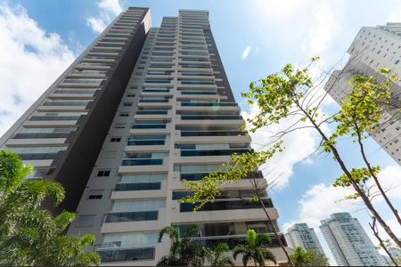 Apartamento à venda com 79m², 2 quartos e 1 vagaFachada