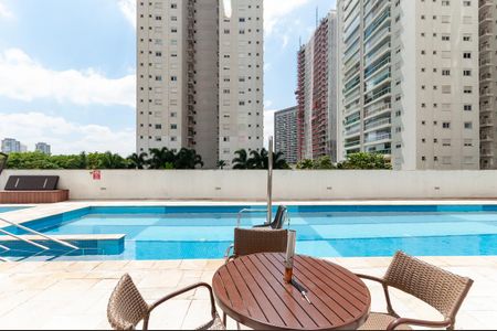 Apartamento à venda com 79m², 2 quartos e 1 vagaÁrea Comum - Piscina