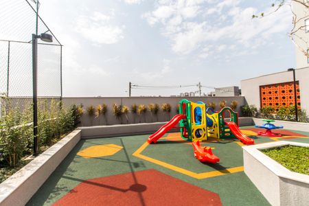 Apartamento à venda com 50m², 1 quarto e 1 vaga Apartamento à venda com 50m², 1 quarto e 1 vagaÁrea comum - Playground