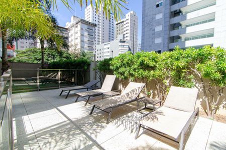 Apartamento à venda com 180m², 4 quartos e 4 vagasÁrea comum - Piscina