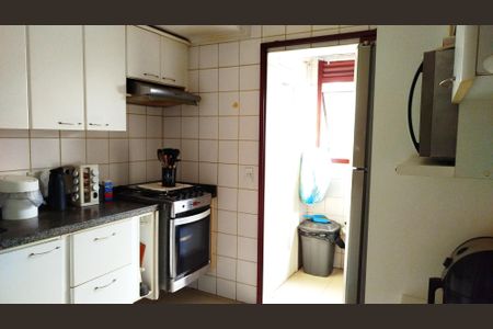 Apartamento à venda com 90m², 3 quartos e 1 vagaCozinha