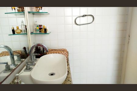 Apartamento à venda com 90m², 3 quartos e 1 vagaBanheiro da Suíte