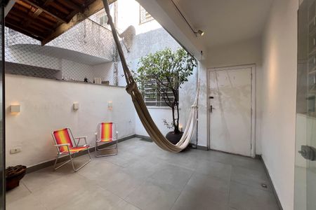 Apartamento à venda com 135m², 2 quartos e sem vaga Apartamento à venda com 135m², 2 quartos e sem vagaQuintal