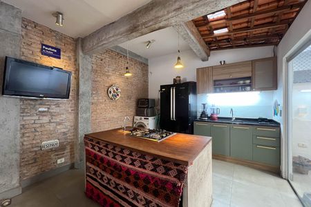 Apartamento à venda com 135m², 2 quartos e sem vaga Apartamento à venda com 135m², 2 quartos e sem vagaCozinha