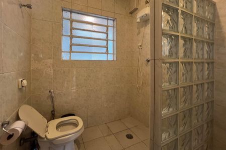 Apartamento à venda com 135m², 2 quartos e sem vaga Apartamento à venda com 135m², 2 quartos e sem vagaBanheiro