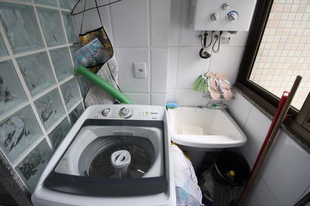 Apartamento para alugar com 72m², 3 quartos e 1 vagaÁrea de Serviço