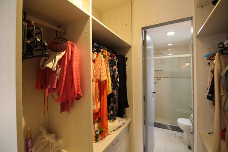 Apartamento para alugar com 72m², 3 quartos e 1 vagaSuíte - Closet