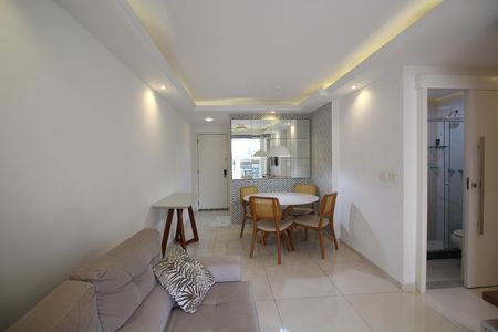 Apartamento para alugar com 72m², 3 quartos e 1 vagaSala