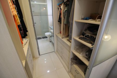 Apartamento para alugar com 72m², 3 quartos e 1 vagaSuíte - Closet