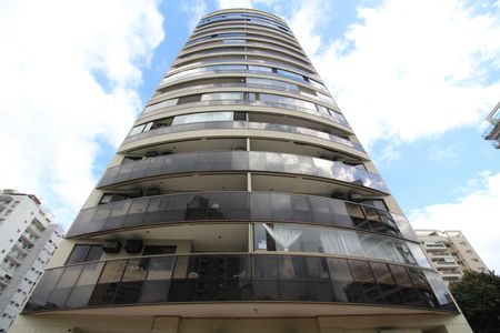 Apartamento para alugar com 72m², 3 quartos e 1 vagaFachada