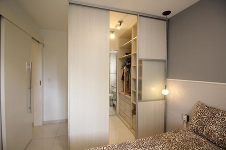 Apartamento para alugar com 72m², 3 quartos e 1 vagaSuíte - Closet