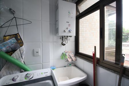 Apartamento para alugar com 72m², 3 quartos e 1 vagaÁrea de Serviço