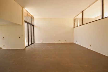 Casa de condomínio à venda com 403m², 4 quartos e 4 vagasSala