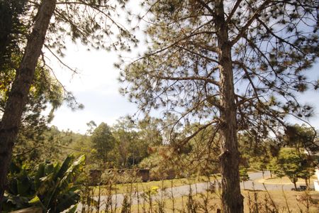 Casa de condomínio à venda com 403m², 4 quartos e 4 vagasVista