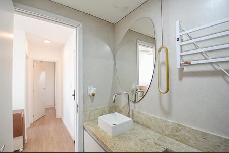 Apartamento à venda com 43m², 2 quartos e 1 vaga Apartamento à venda com 43m², 2 quartos e 1 vagaBanheiro