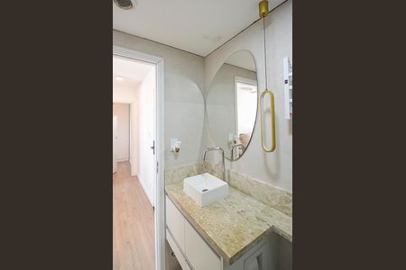 Apartamento à venda com 43m², 2 quartos e 1 vaga Apartamento à venda com 43m², 2 quartos e 1 vagaBanheiro