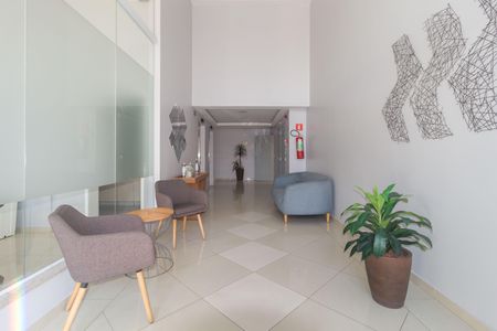 Apartamento à venda com 77m², 3 quartos e 2 vagasHall social