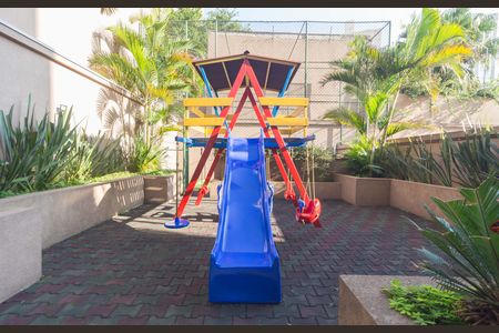 Apartamento à venda com 77m², 3 quartos e 2 vagasÁrea Comum - Playground