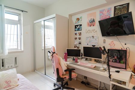 Apartamento à venda com 80m², 3 quartos e 1 vagaQuarto 2