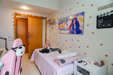 Apartamento à venda com 80m², 3 quartos e 1 vagaQuarto 2