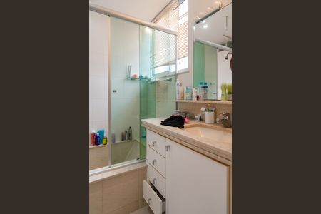 Apartamento à venda com 80m², 3 quartos e 1 vagaBanheiro da Suíte