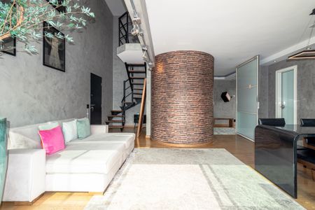 Apartamento para alugar com 113m², 1 quarto e 2 vagasSala