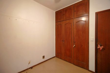 Apartamento à venda com 180m², 4 quartos e 2 vagasQuarto 3