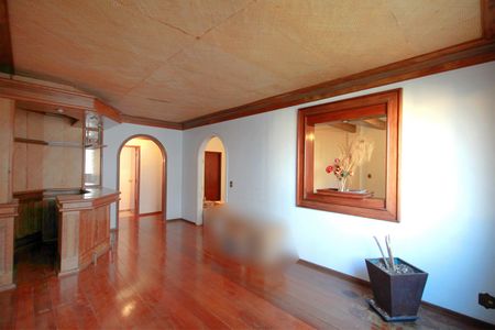 Apartamento à venda com 180m², 4 quartos e 2 vagasSala