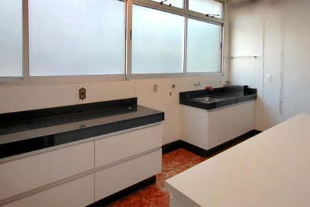 Apartamento à venda com 180m², 4 quartos e 2 vagasÁrea de Serviço