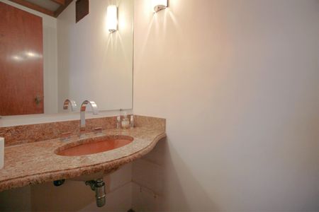 Apartamento à venda com 180m², 4 quartos e 2 vagasLavabo da Sala