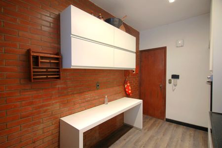 Apartamento à venda com 180m², 4 quartos e 2 vagasCozinha
