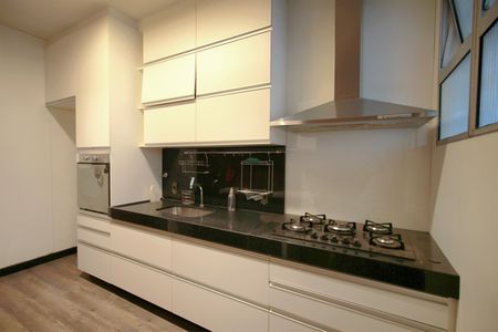 Apartamento à venda com 180m², 4 quartos e 2 vagasCozinha