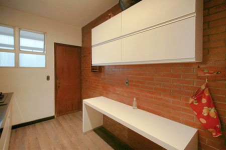 Apartamento à venda com 180m², 4 quartos e 2 vagasCozinha