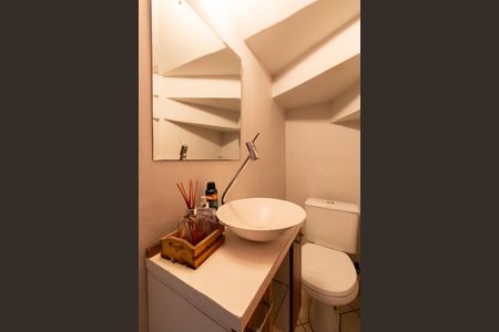 Casa de condomínio à venda com 65m², 2 quartos e 1 vagaBanheiro Suíte 2