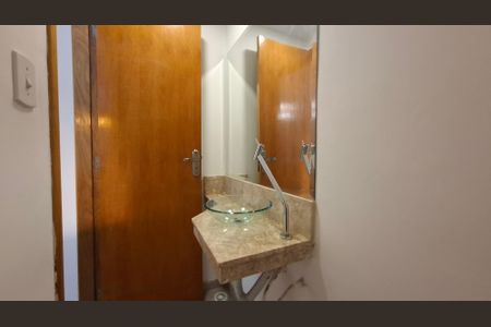 Casa de condomínio à venda com 120m², 2 quartos e 1 vaga Casa de condomínio à venda com 120m², 2 quartos e 1 vagaLavabo