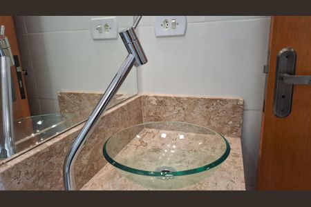 Casa de condomínio à venda com 120m², 2 quartos e 1 vaga Casa de condomínio à venda com 120m², 2 quartos e 1 vagaBanheiro Suíte 2