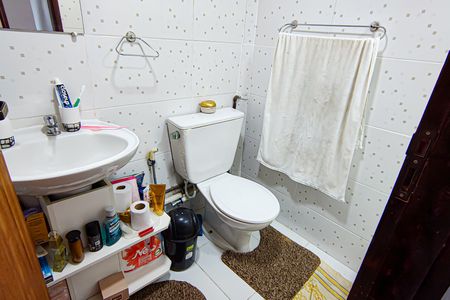 Apartamento à venda com 69m², 2 quartos e 1 vagaBanheiro Social