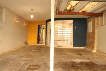 Casa à venda com 320m², 3 quartos e 4 vagasGaragem