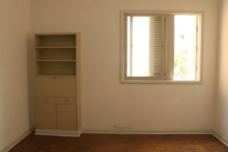 Casa à venda com 320m², 3 quartos e 4 vagasQuarto 2