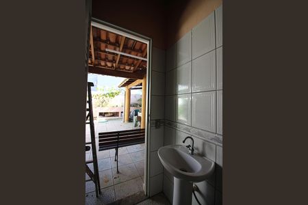 Casa à venda com 380m², 3 quartos e 4 vagasBanheiro de Serviço