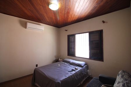 Casa à venda com 380m², 3 quartos e 4 vagasQuarto 1