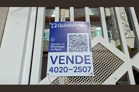 Apartamento à venda com 100m², 3 quartos e 2 vagas Apartamento à venda com 100m², 3 quartos e 2 vagasPlaquinha