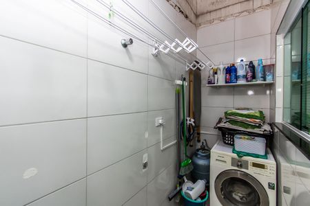 Casa de condomínio à venda com 65m², 2 quartos e 1 vagaÁrea de Serviço