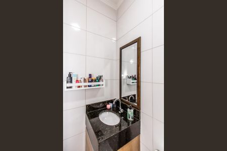 Casa de condomínio à venda com 65m², 2 quartos e 1 vagaBanheiro da Suíte 1