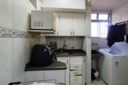 Apartamento à venda com 60m², 2 quartos e 1 vaga Apartamento à venda com 60m², 2 quartos e 1 vagaCozinha