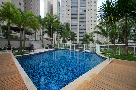 Apartamento à venda com 115m², 3 quartos e 2 vagasÁrea comum - Piscina